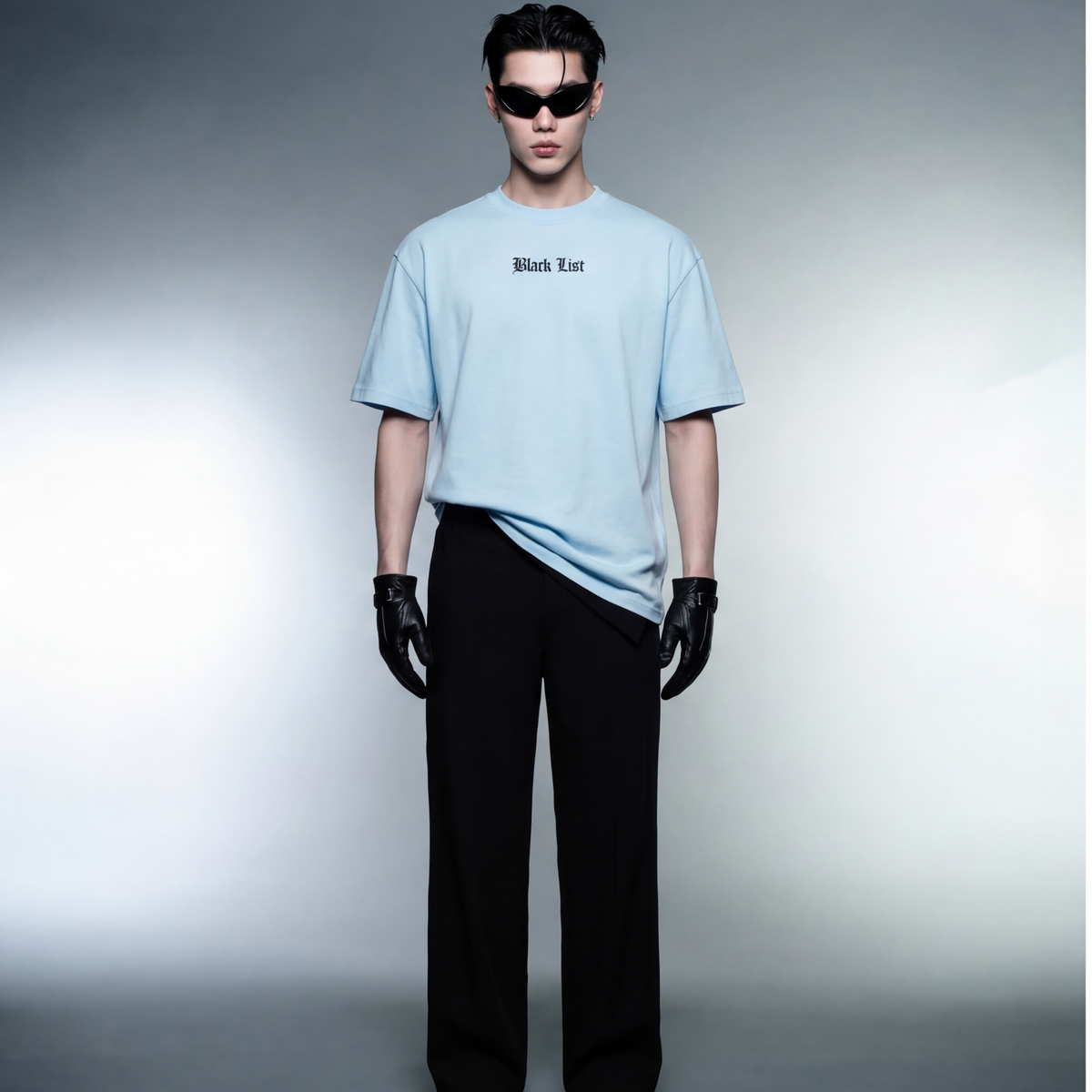 anti-stock-cars-club-ice-blue-t-shirt model front