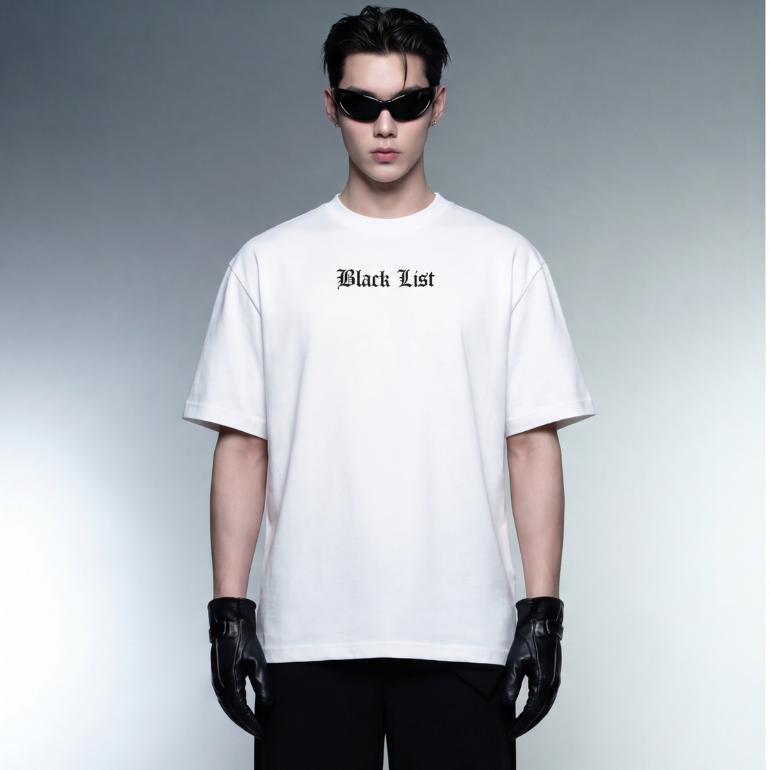 anti-stock-cars-club-white-t-shirt model front