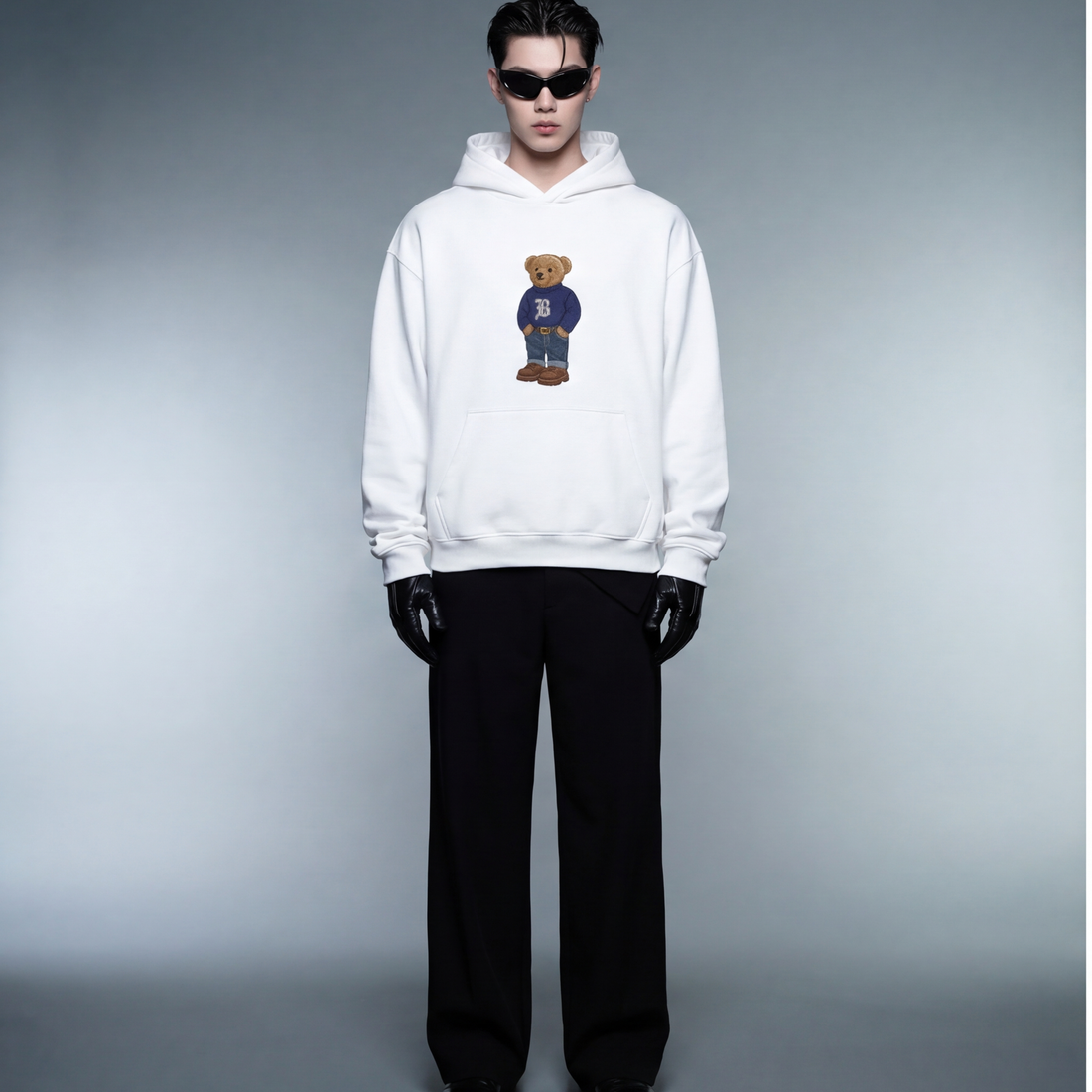 blacklist-bear-official-sand-oversized-hoodie-basics-3-0-copy model front