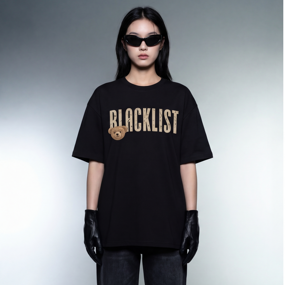 blacklist-black-bear-oversized-t-shirt model front