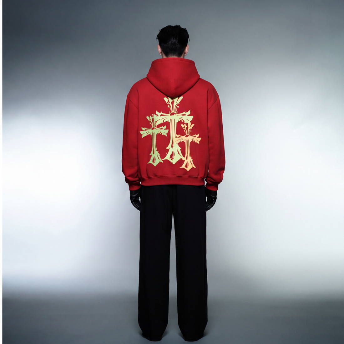 blacklist-crosses-black-oversized-sweatshirt-basics-copy-1 model back