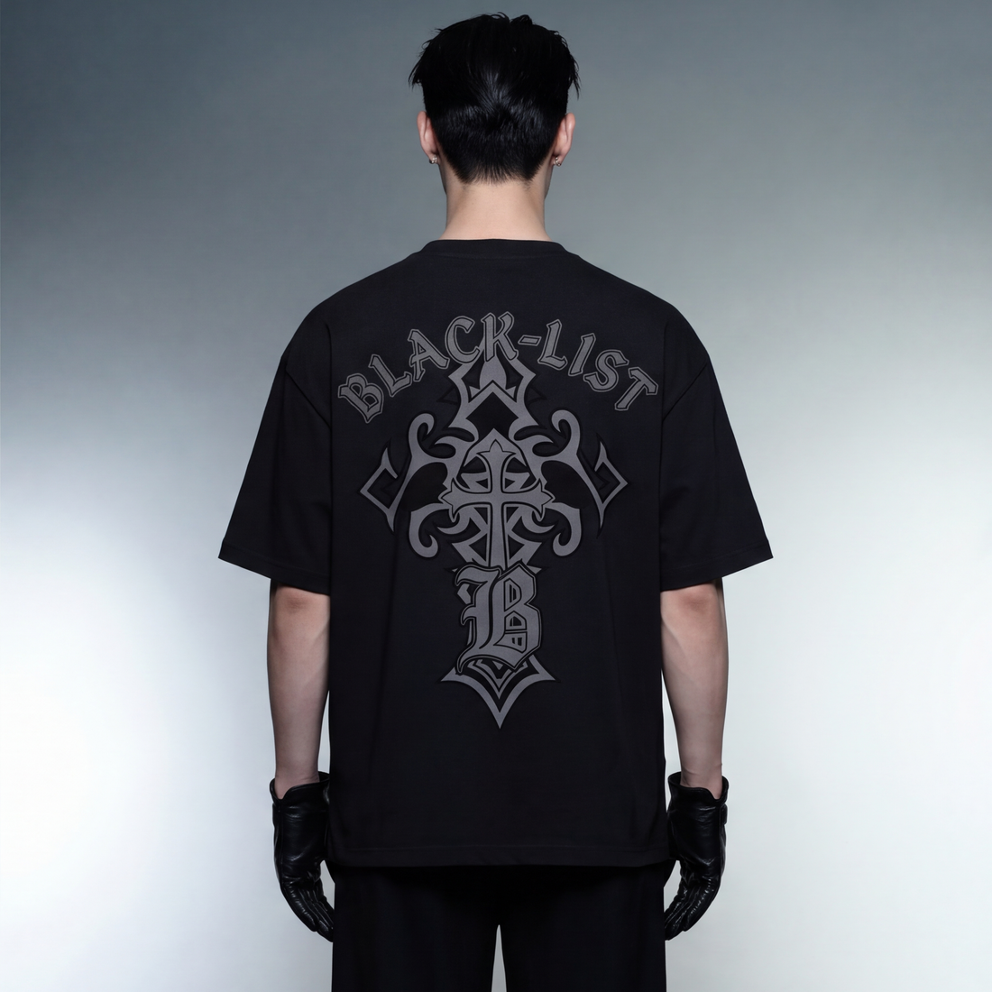 blacklist-crosses-black-oversized-t-shirt model back