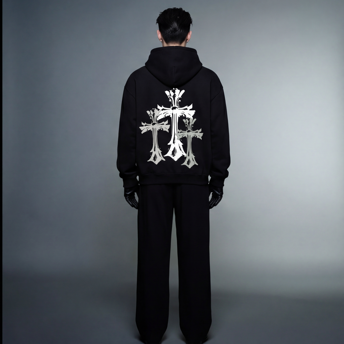 blacklist-crosses-blue-oversized-sweatshirt-basics-copy model back