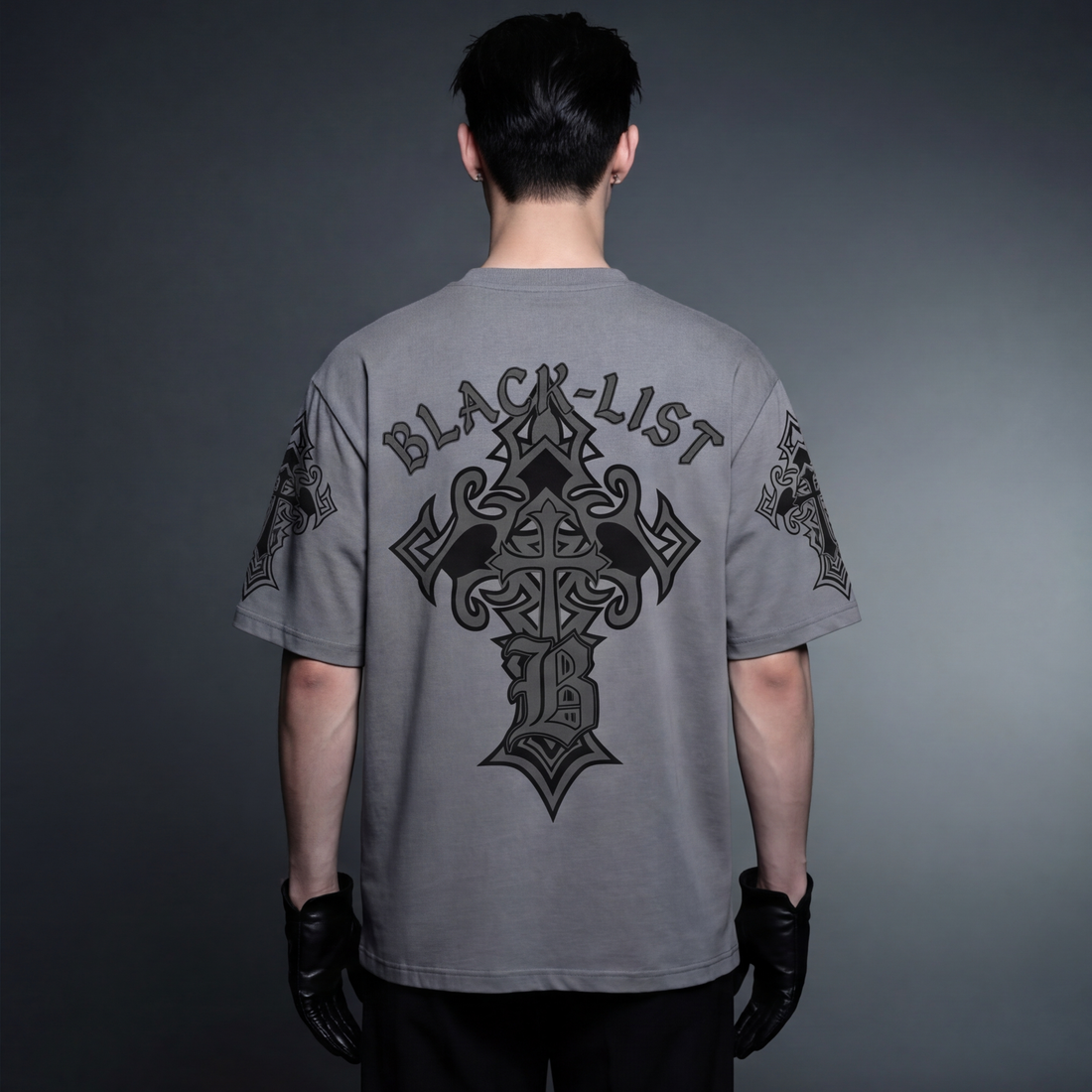 blacklist-crosses-grey-oversized-t-shirt model back