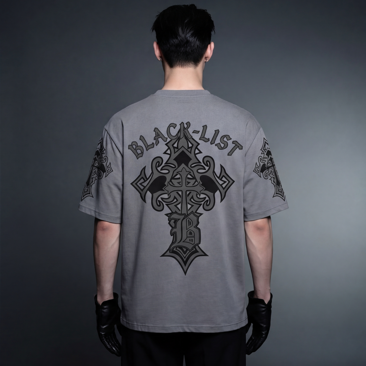 blacklist-crosses-grey-oversized-t-shirt model back