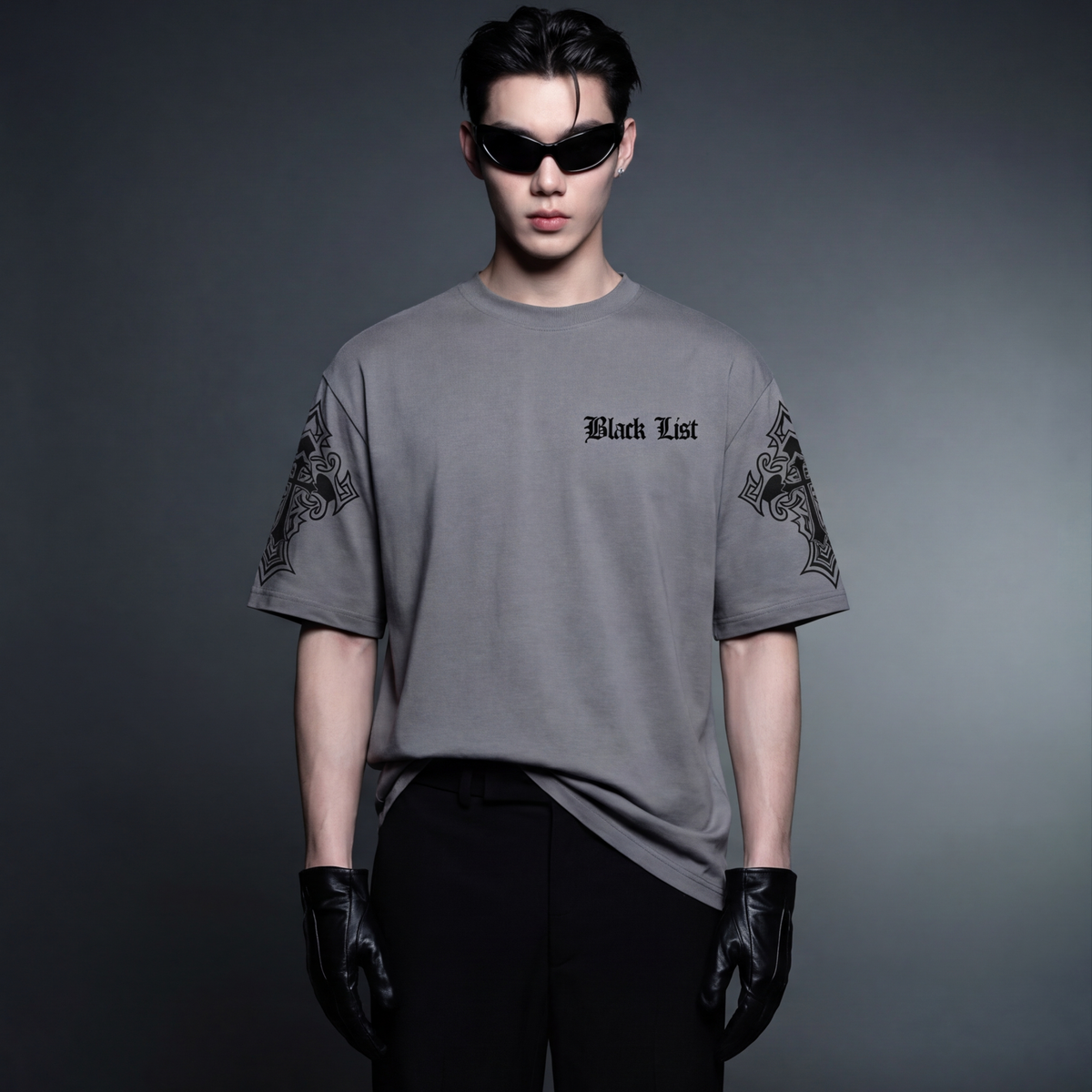 blacklist-crosses-grey-oversized-t-shirt model front