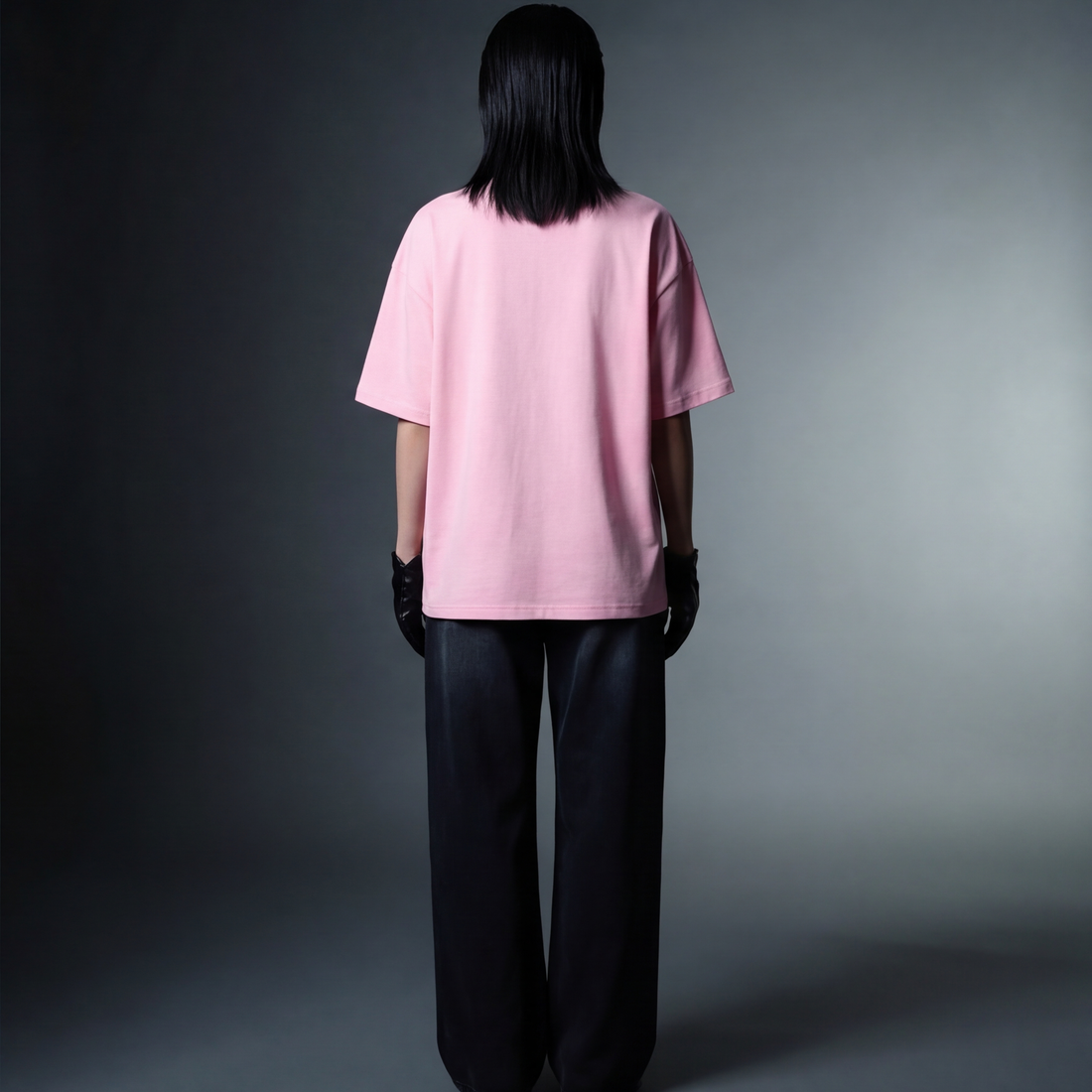 blacklist-devil-s-valentine-tee-pink model back