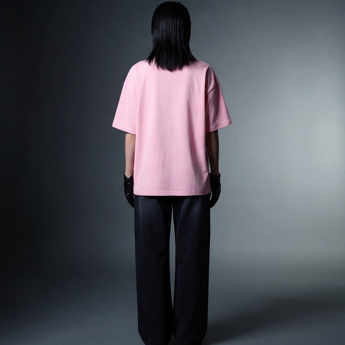 blacklist-devil-s-valentine-tee-pink model back