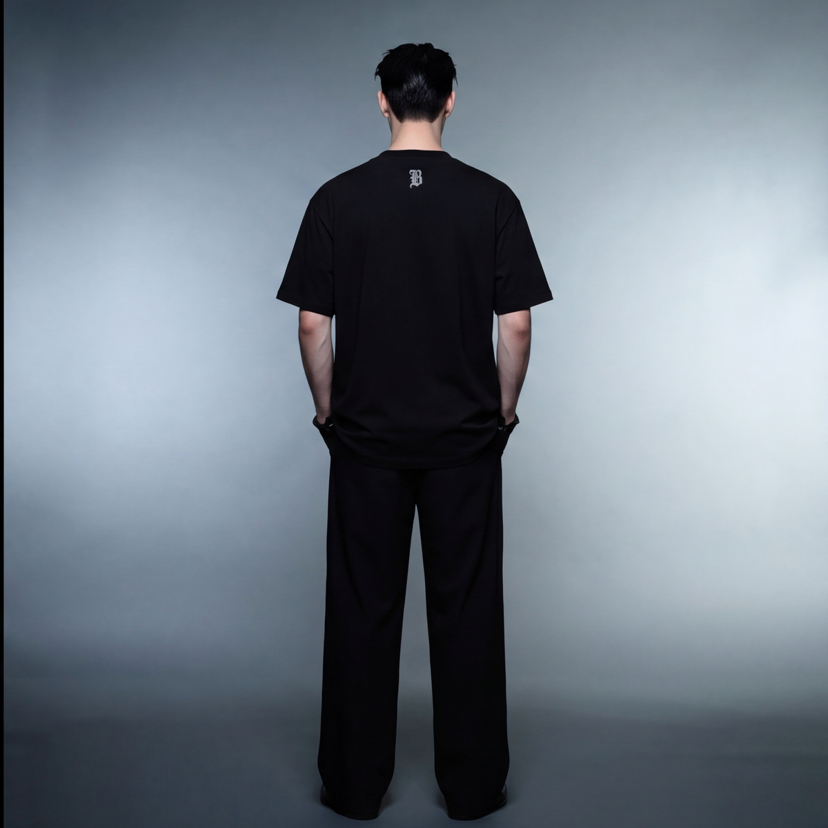blacklist-drip-gray-2-0-black-t-shirt model back