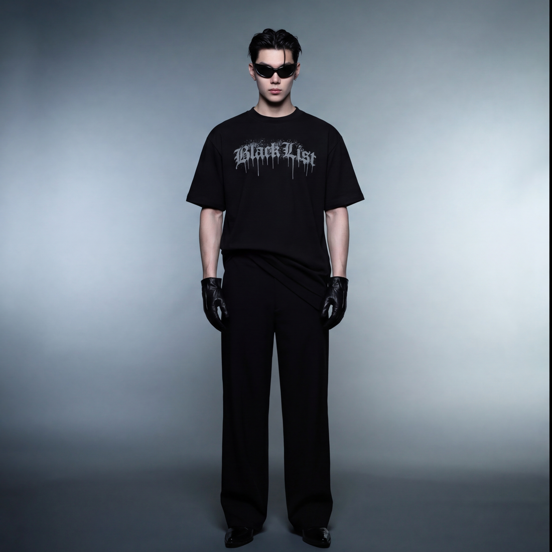 blacklist-drip-gray-2-0-black-t-shirt model front