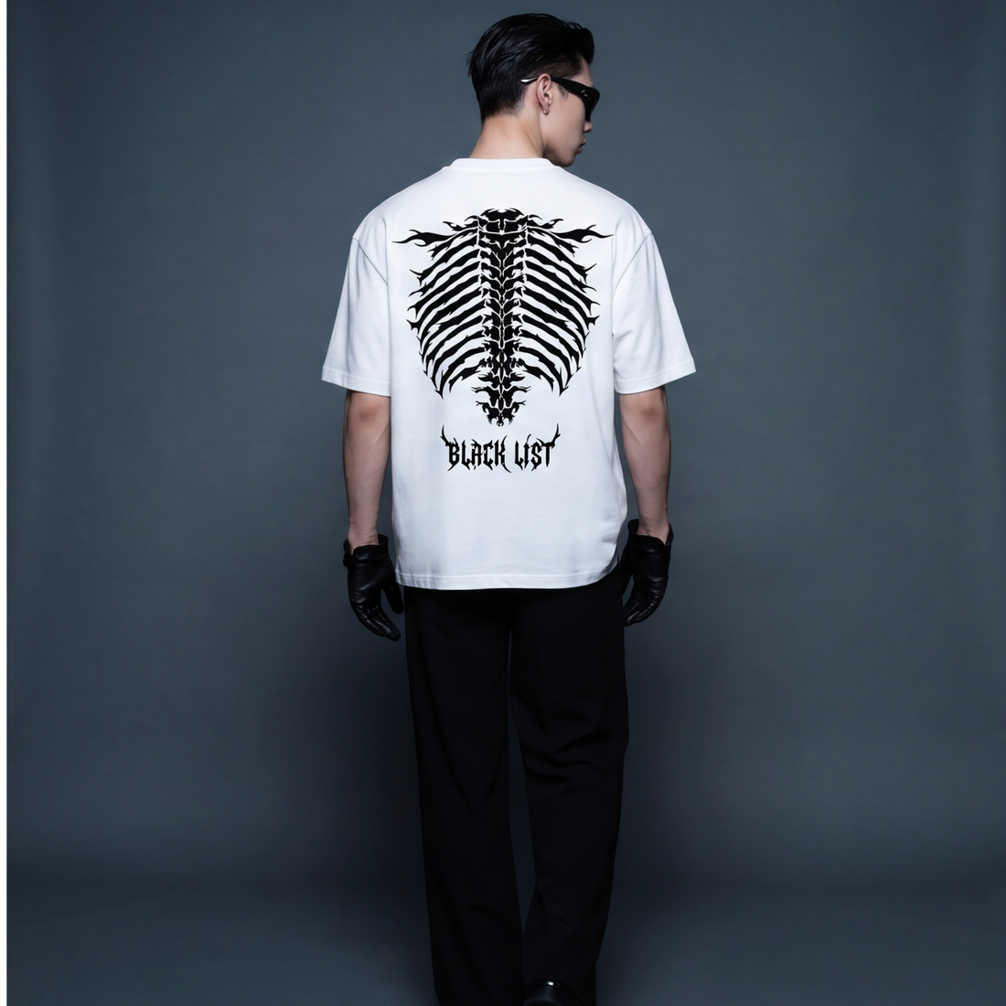blacklist-essential-skeleton-white-t-shirt model back
