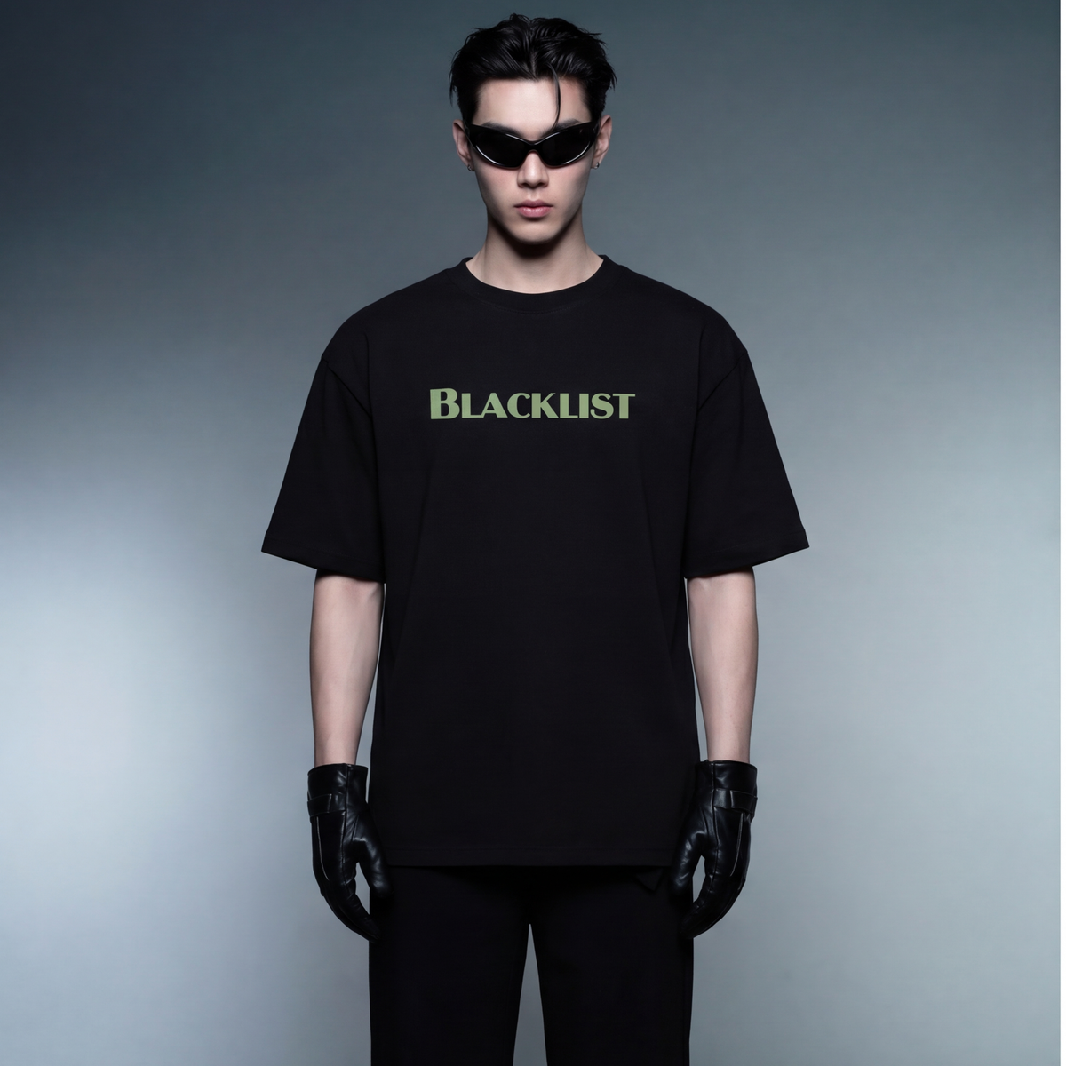 blacklist-lord-watch-over-me-oversized-t-shirt-black model front