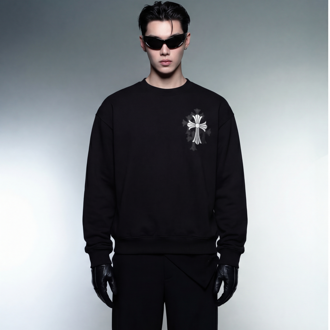 blacklist-og-black-oversized-sweatshirt-copy model front
