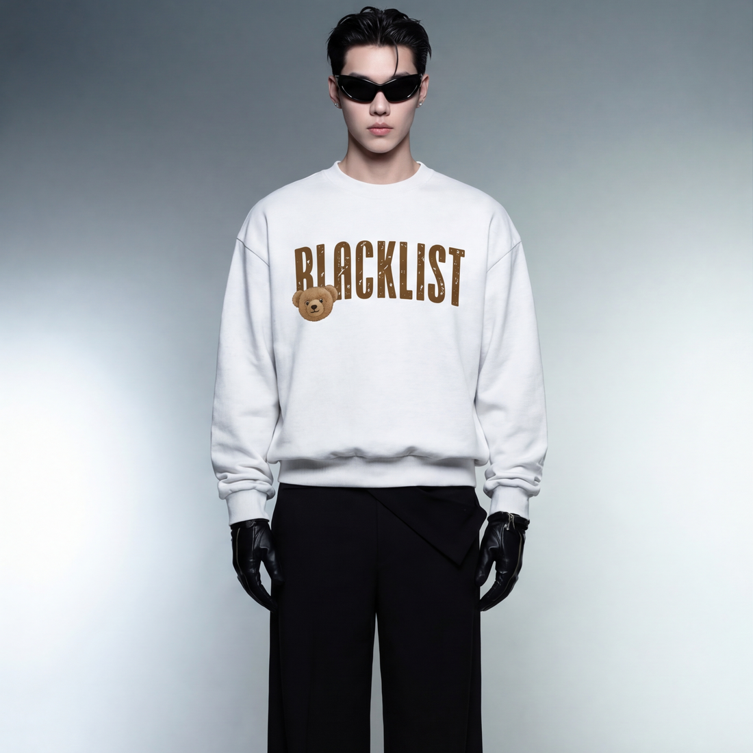 blacklist-white-bear-oversized-hoodie-copy-1 model front