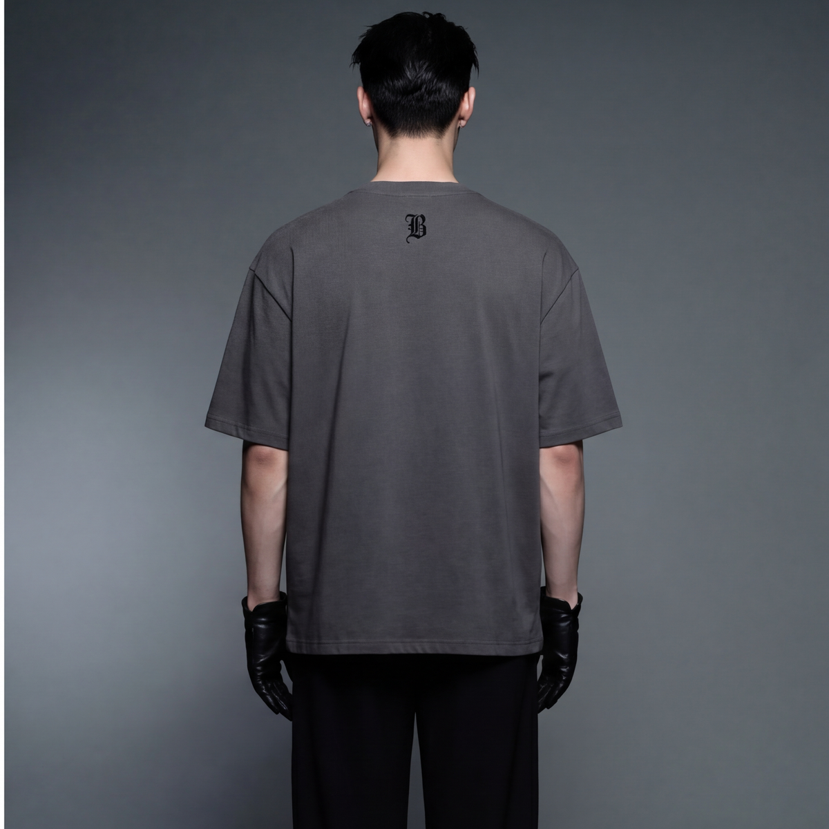 chrome-grey-oversized-sketeton-t-shirt model back