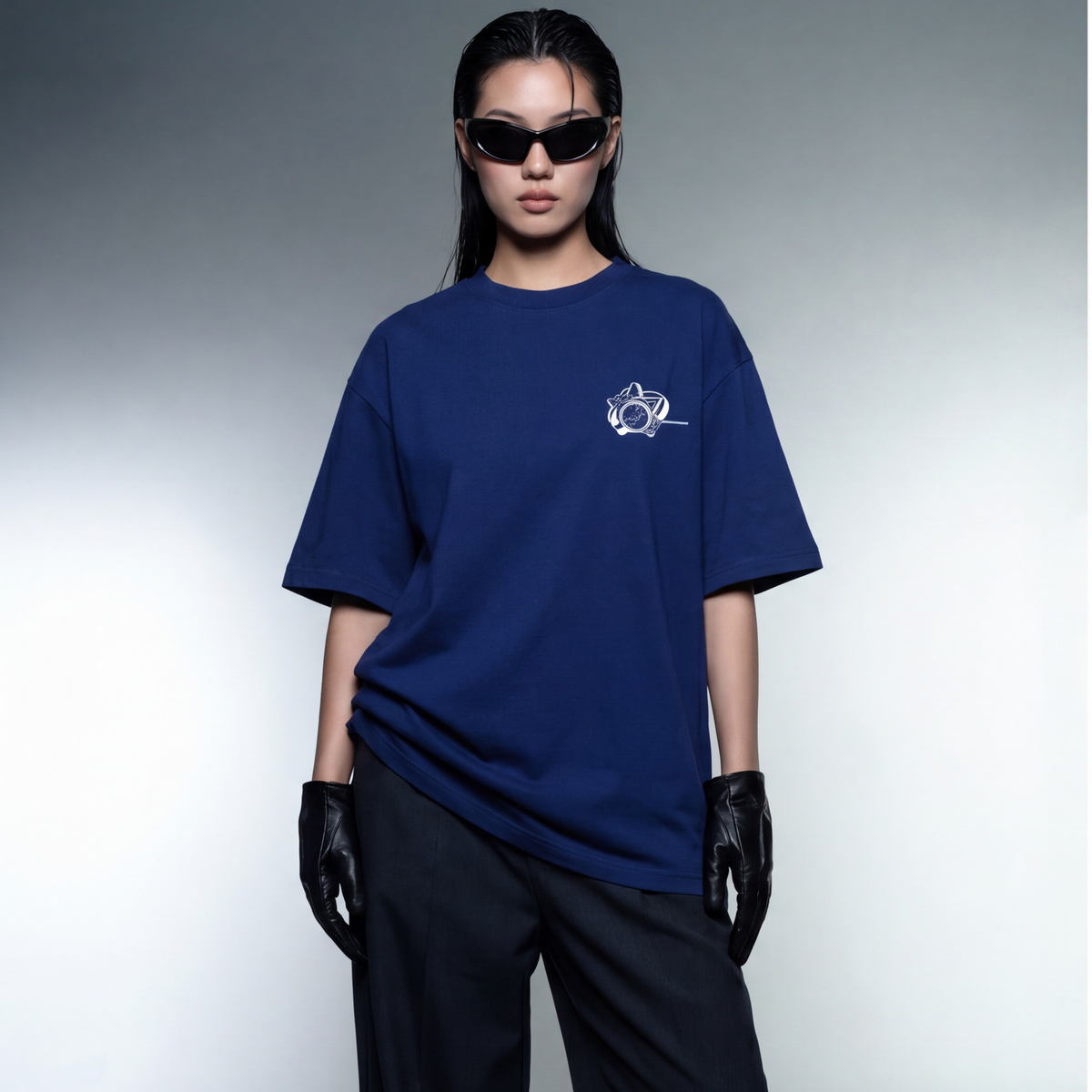 pretty-girls-love-fast-cars-blue-oversized-t-shirt model front