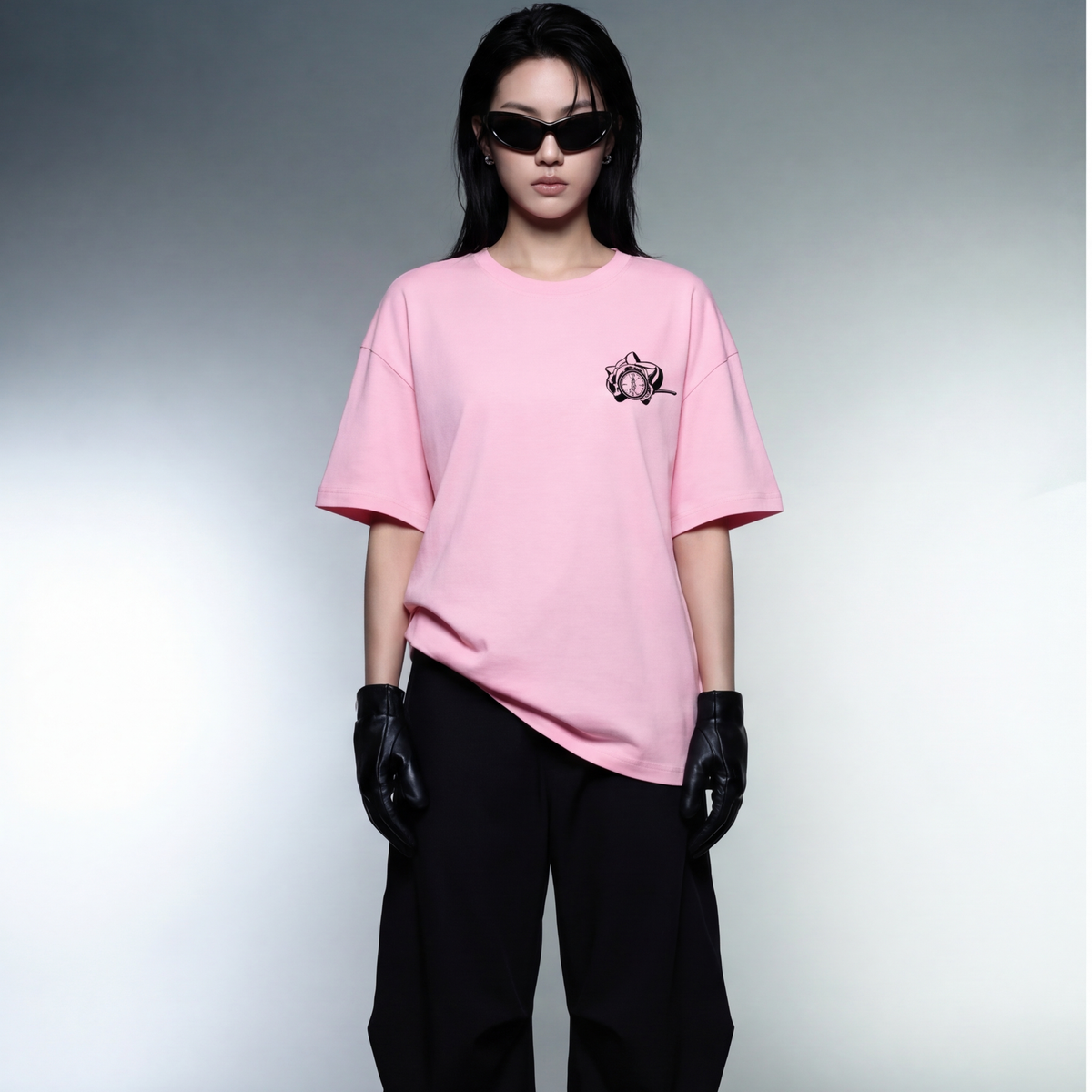 pretty-girls-love-fast-cars-pink-oversized-t-shirt model front