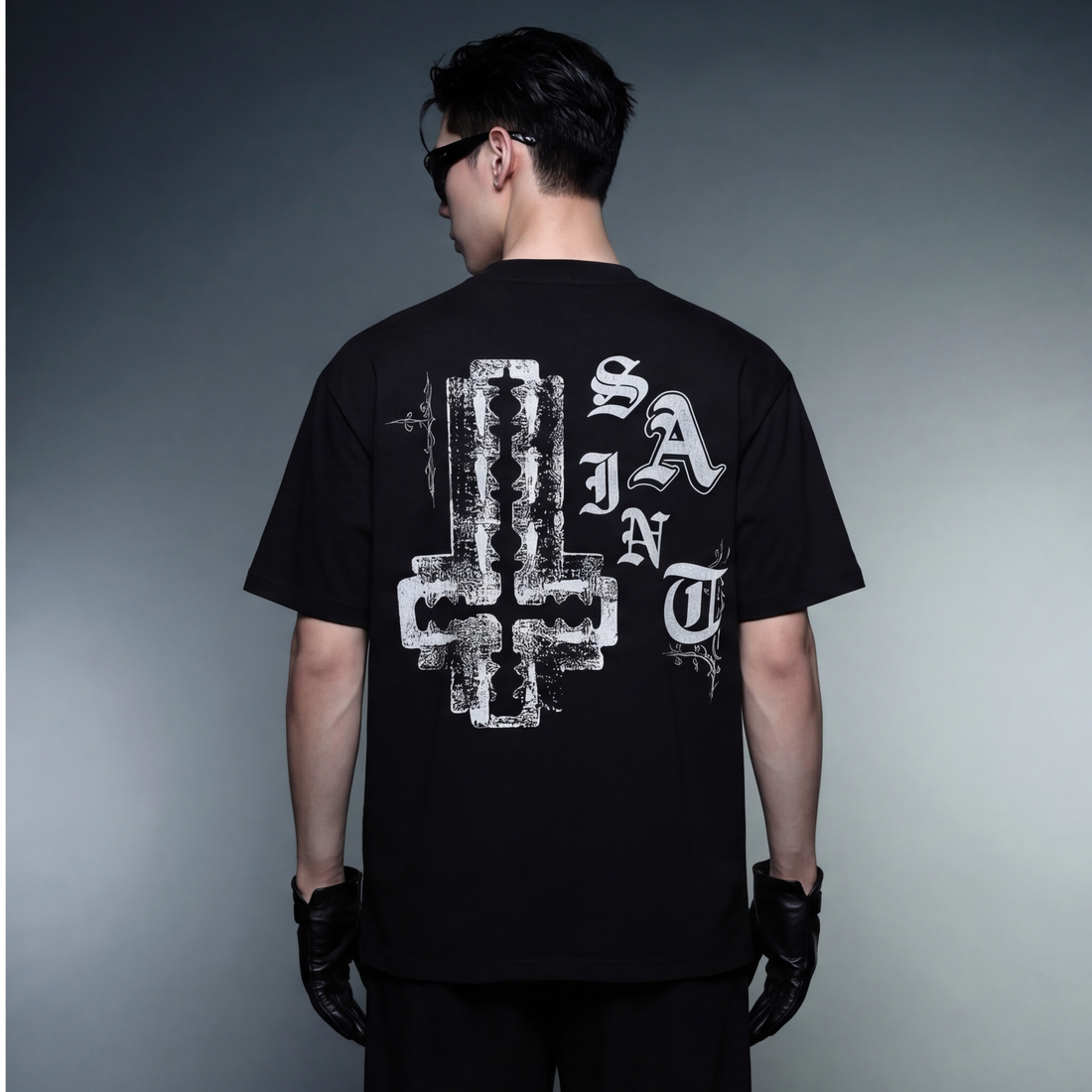 saint-cross-blacklist-black-t-shirt model back