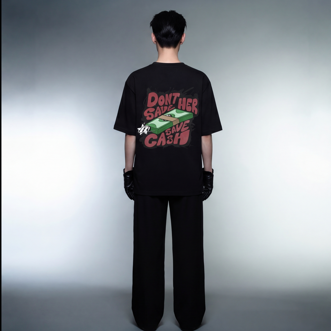 you-love-me-black-oversized-t-shirt-copy-1 model back