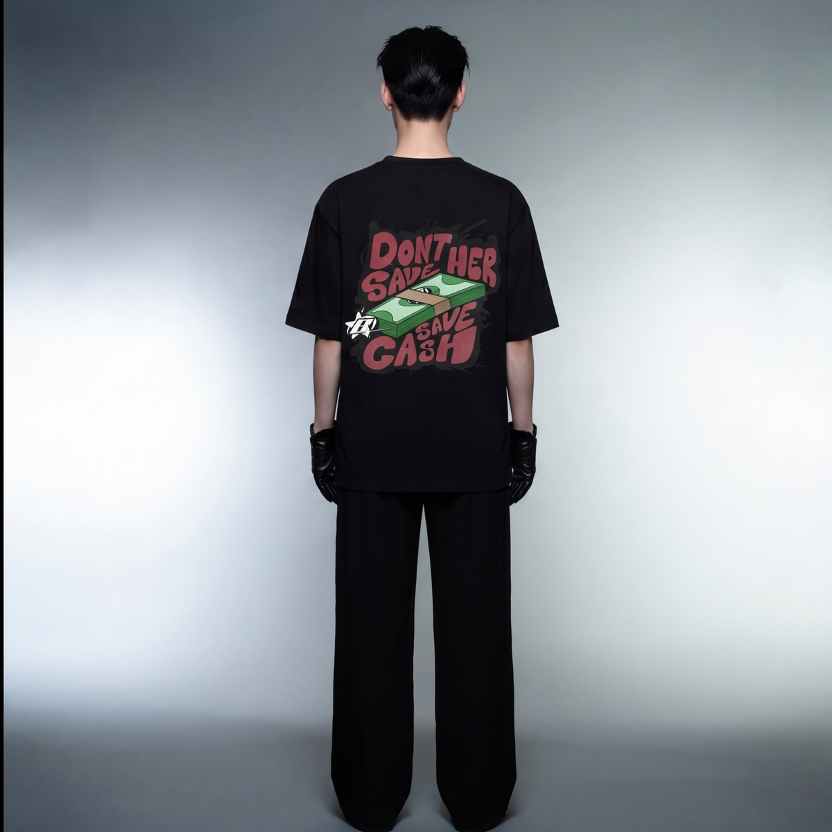you-love-me-black-oversized-t-shirt-copy-1 model back